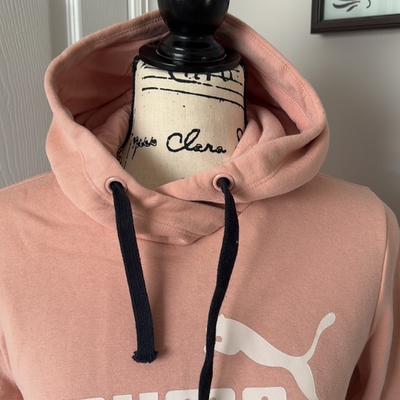 Puma Sweatshirt - Picture 2 of 7